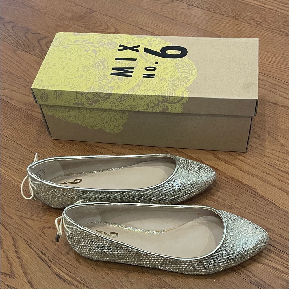 Mix No. 6 Women's Sparkling Silver Flats